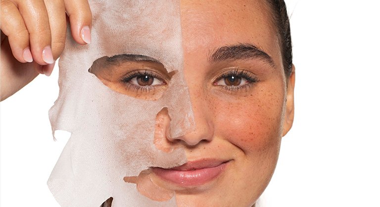 Маски за лице: кой вид най-добре пасва на Вашия тип кожа?